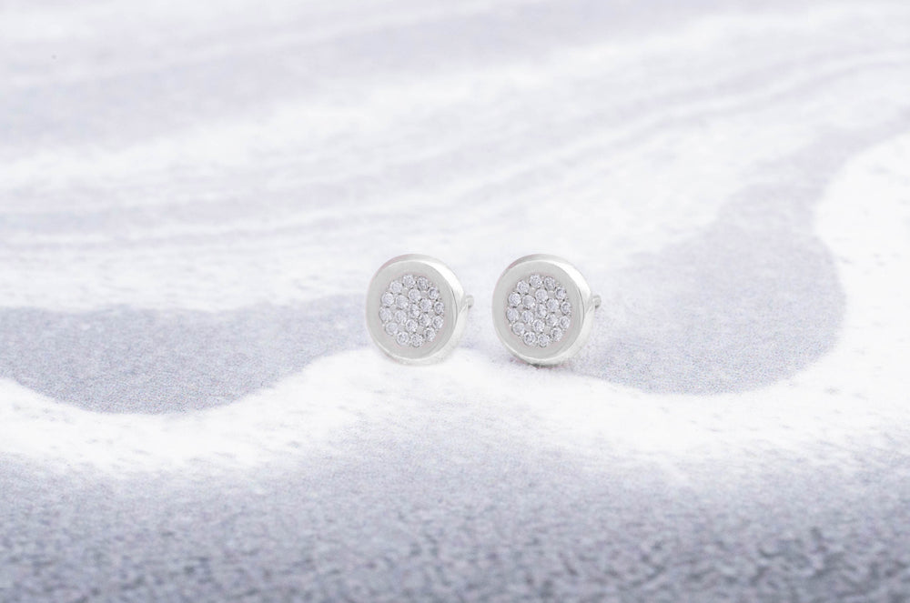 Cloud Stud